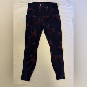 Athletic Leggings size M new balance brand